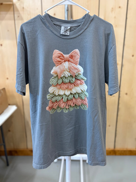 Yarn Christmas Tree Gray CC Tee